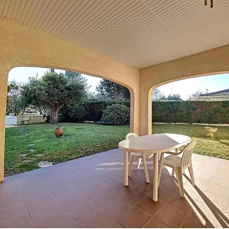 Villa Villa 8 Personnes Avec Piscine *