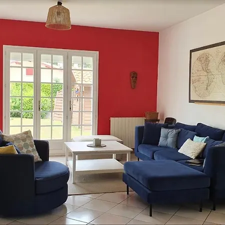 Villa 8 Personnes Avec Piscine